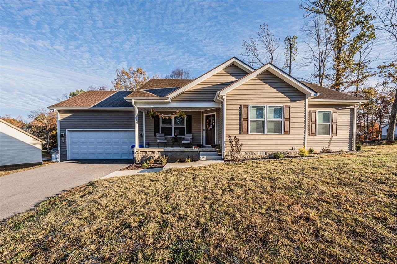 82 Vance Ln  