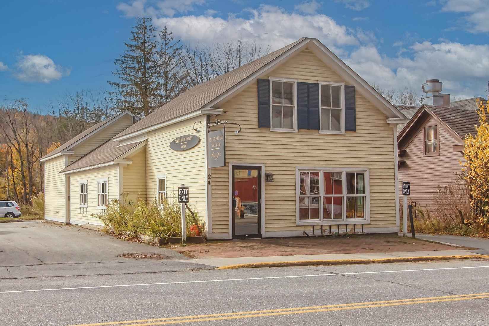 24 West Main St  