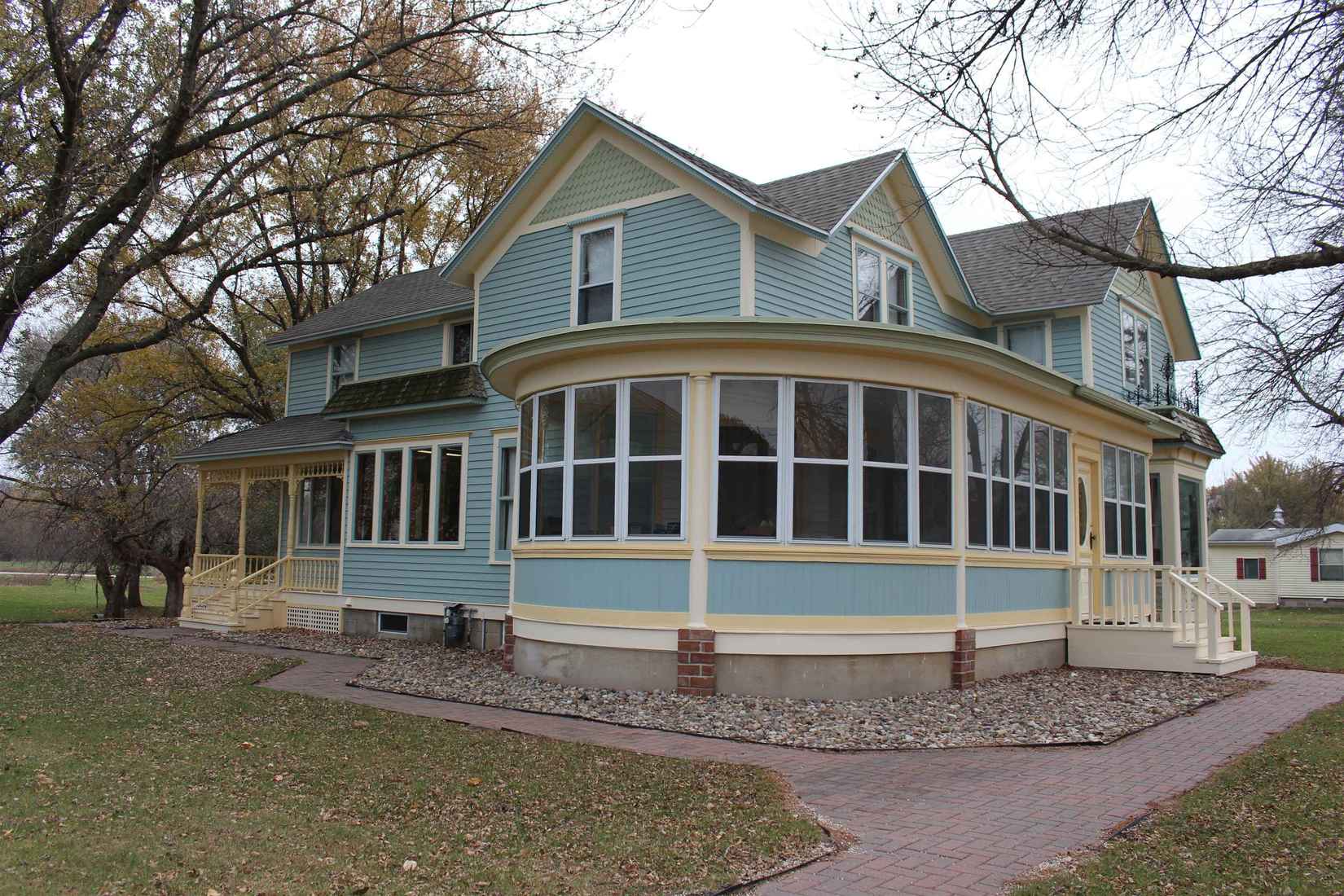 202 N Elder Ave  