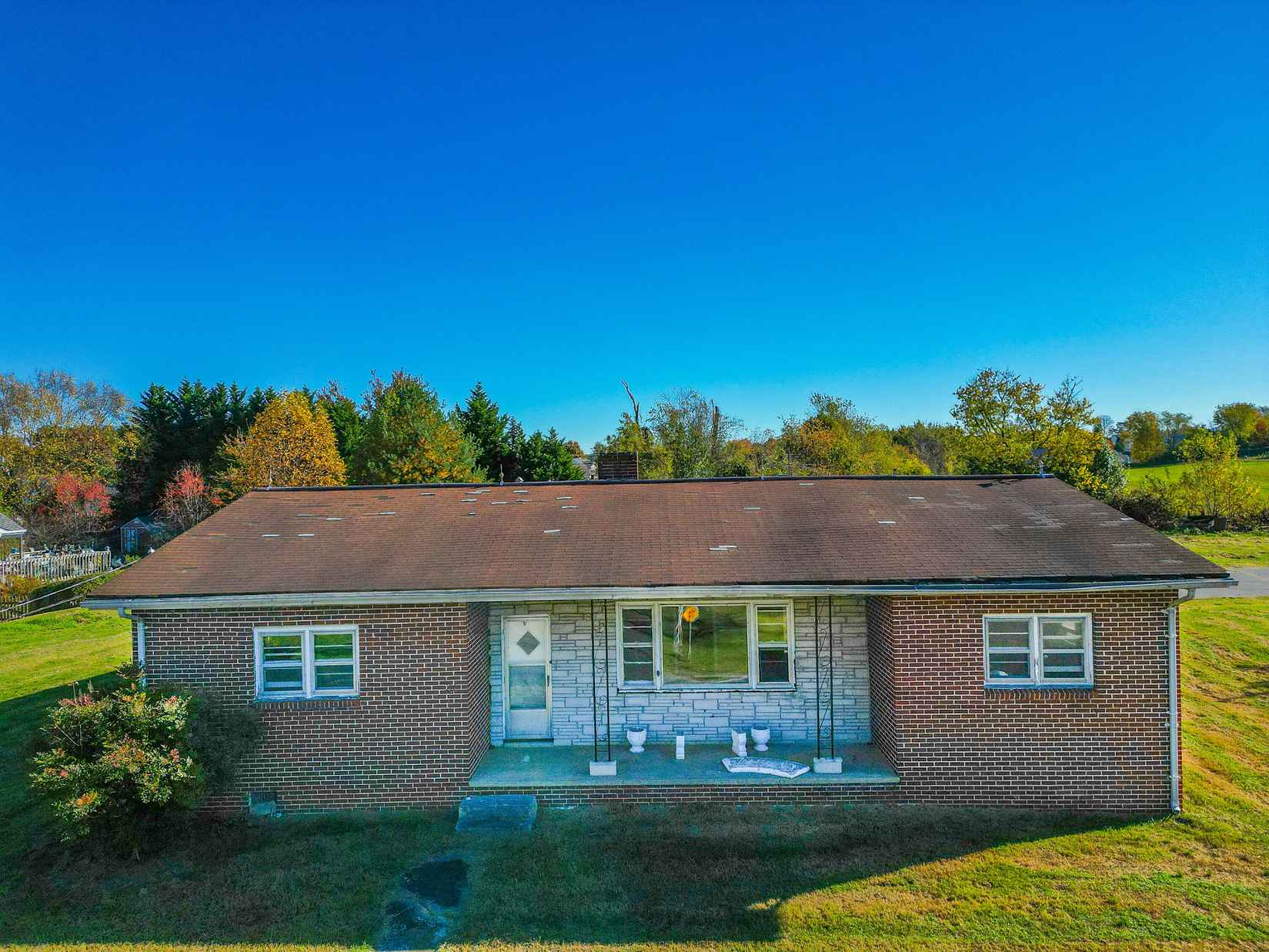 192 Old Embreeville Rd  