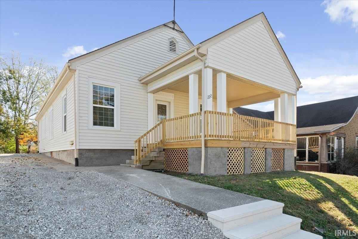 222 S Seminary St  