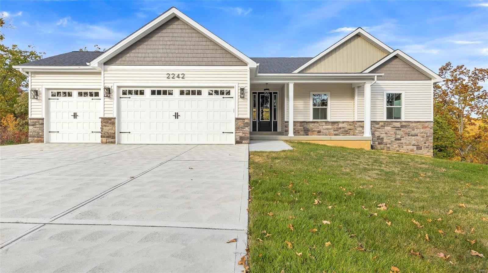 2242 Valleyview Dr  