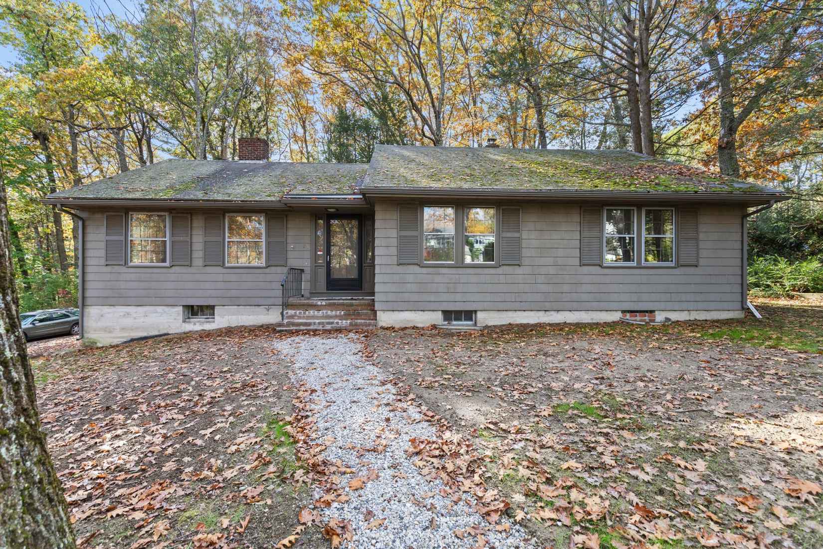 25 Wildwood Blvd  