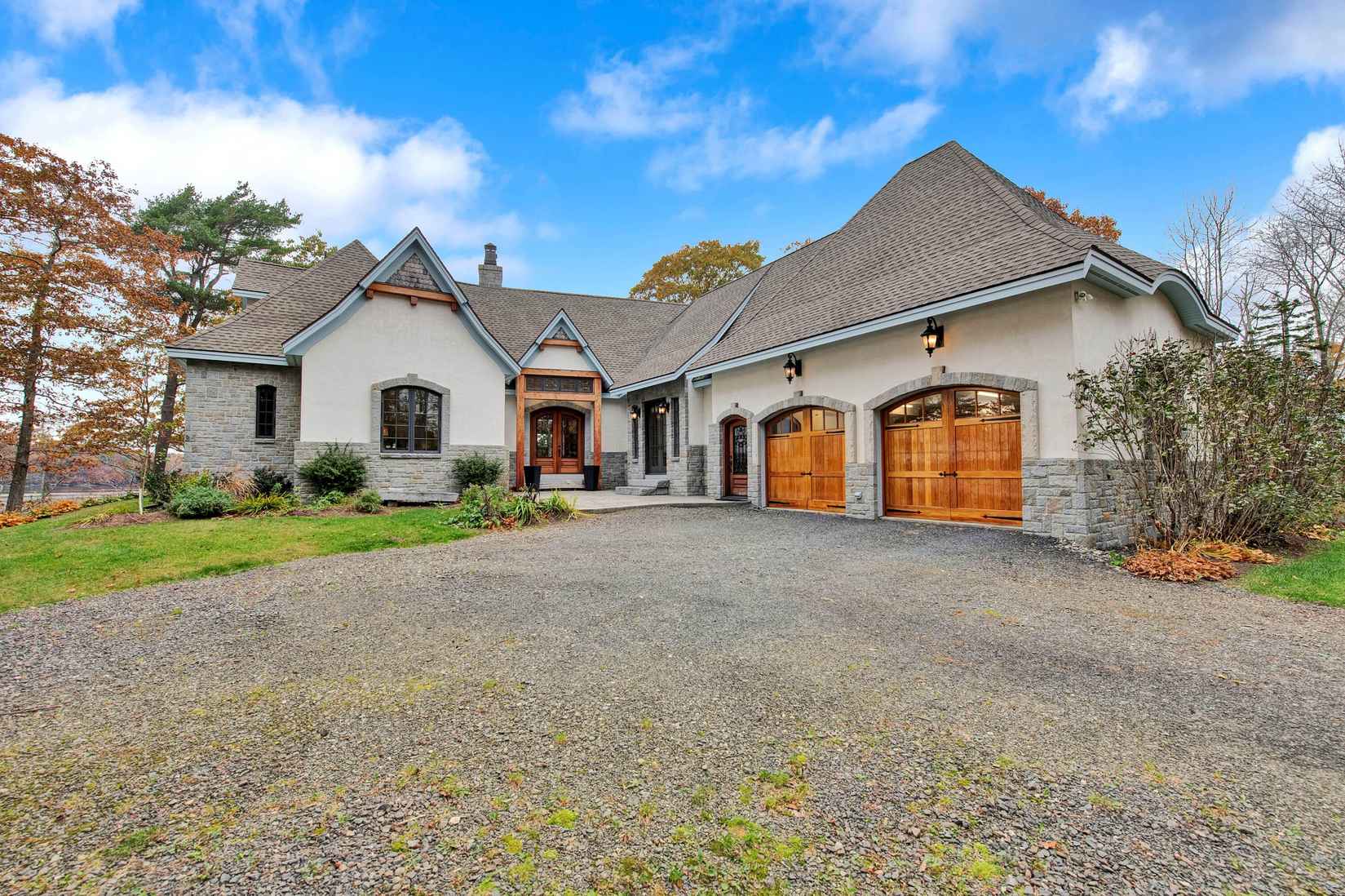 168 Drury Ln  