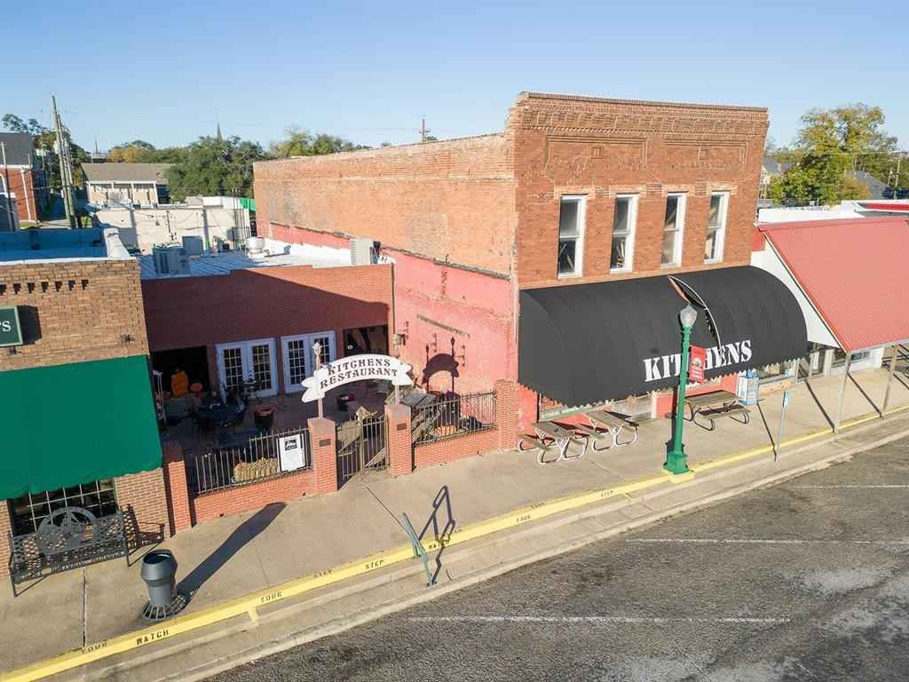 119 E Broad St  