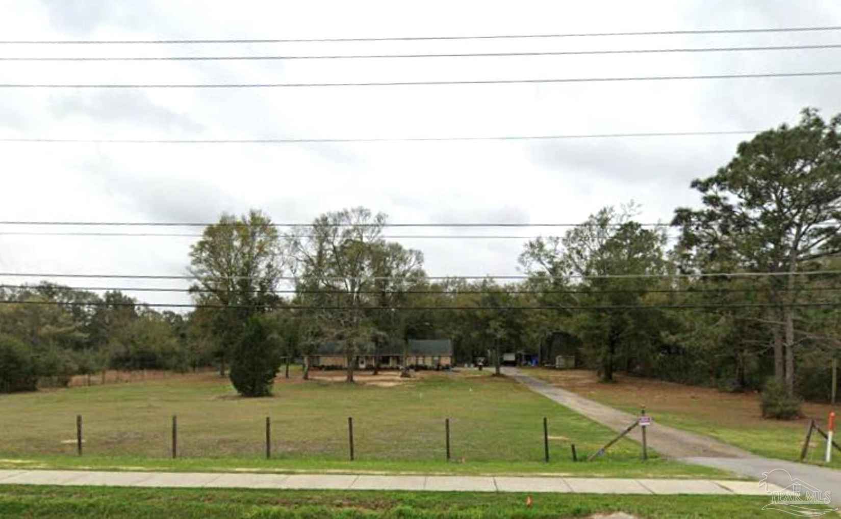 5203 W 9 Mile Rd  