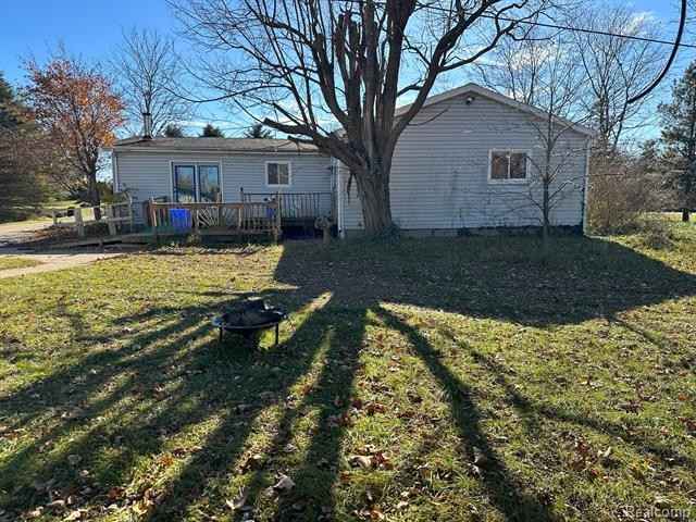 930 Columbiaville Rd  