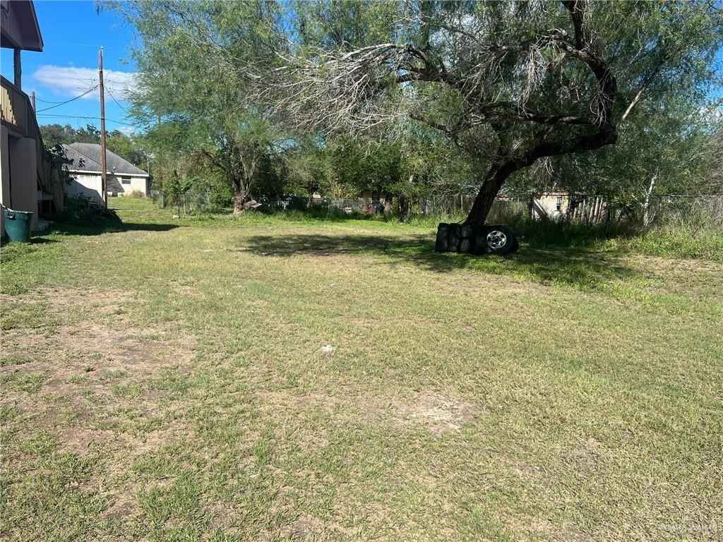 114 E Hermosillo Ave  