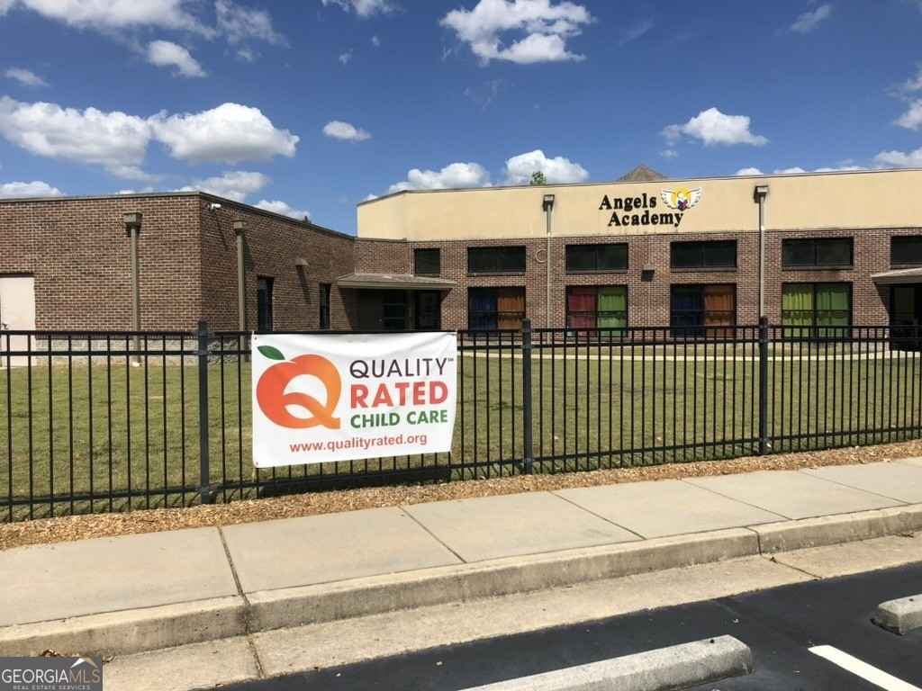 5845 Campbellton Rd SW  