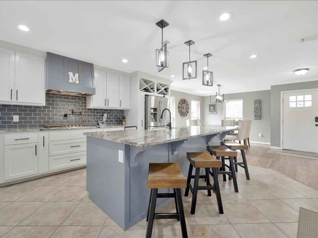 911 Willow Oak Dr  