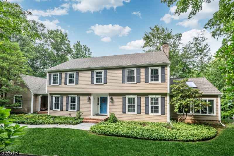 30 Oak Knl Rd  