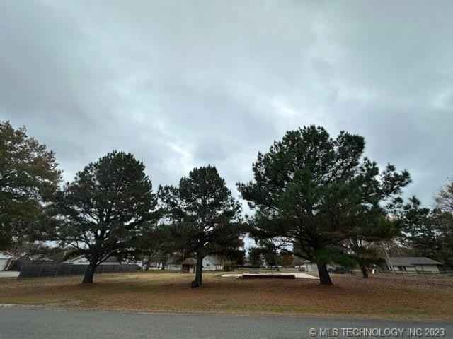 417532 E 1145 Rd  