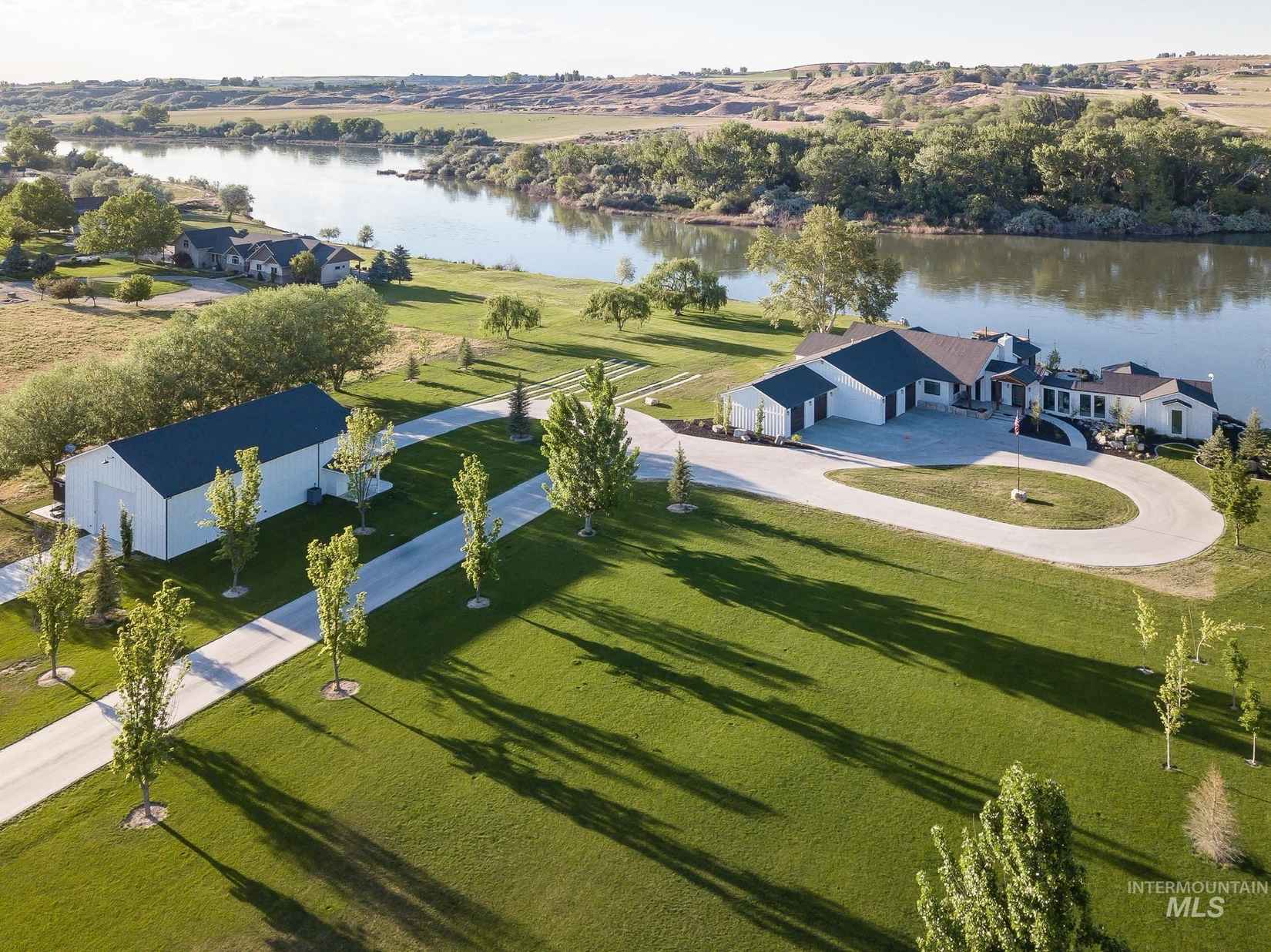 2475 River Rnch Ln  