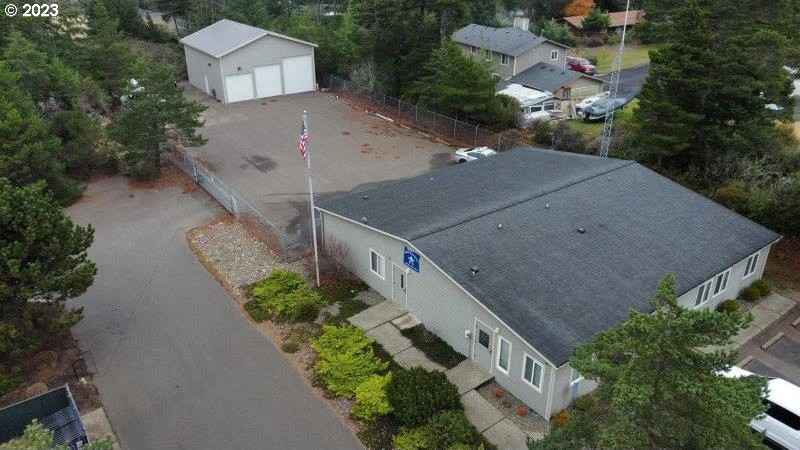4480 Hwy 101  
