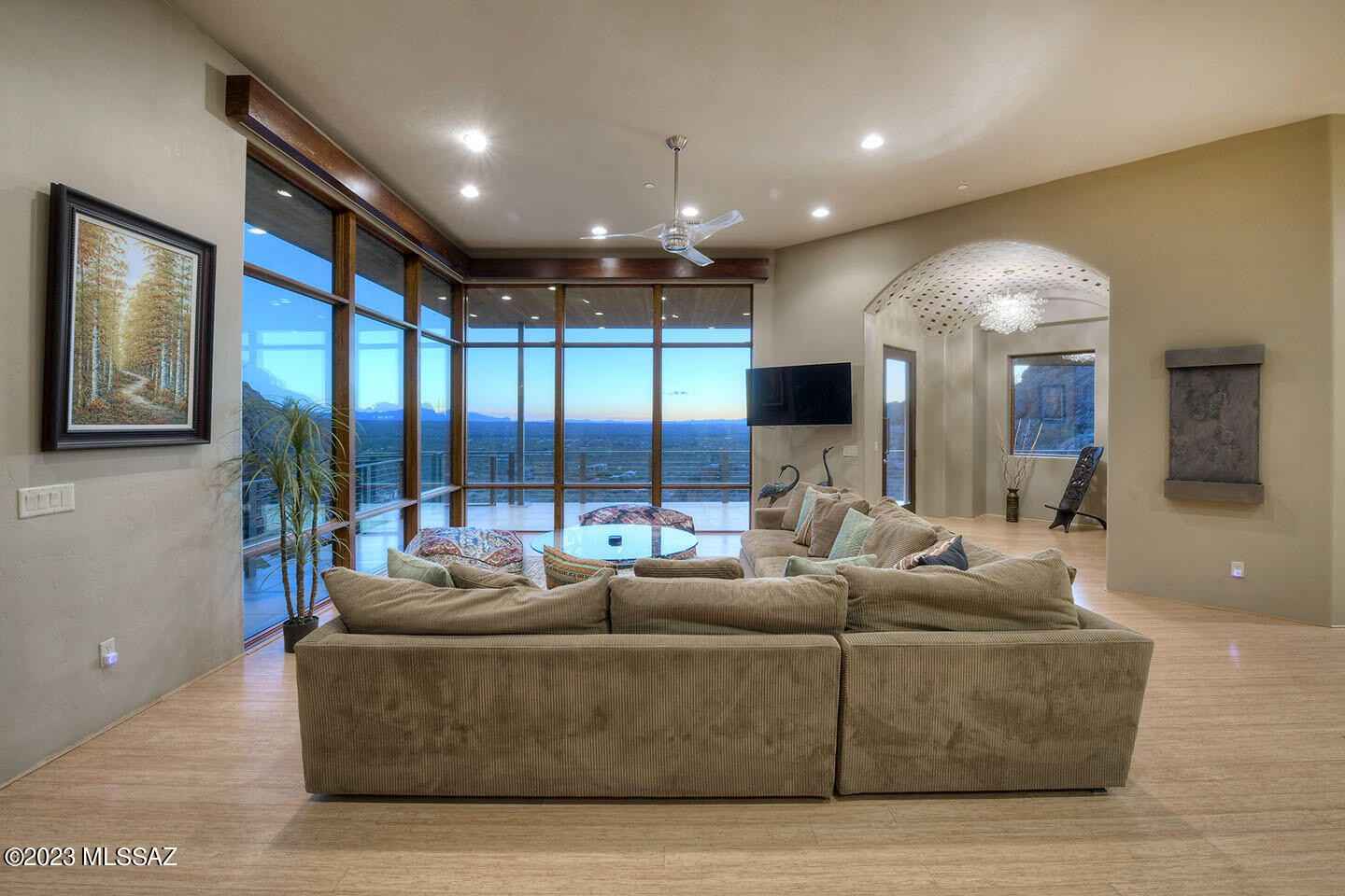 3908 N Camino Ojo de Agua  