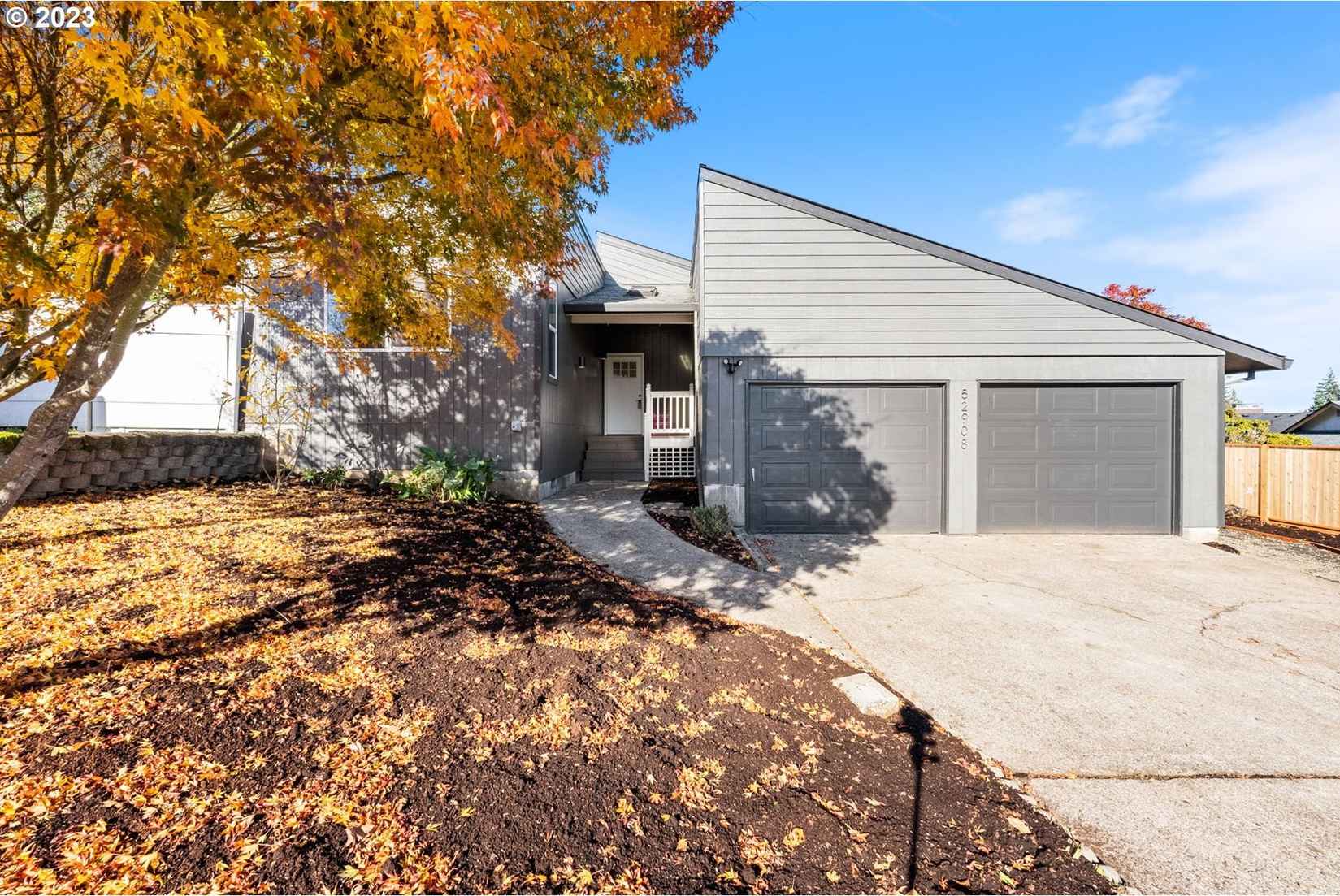 52908 NW Clf Dr  