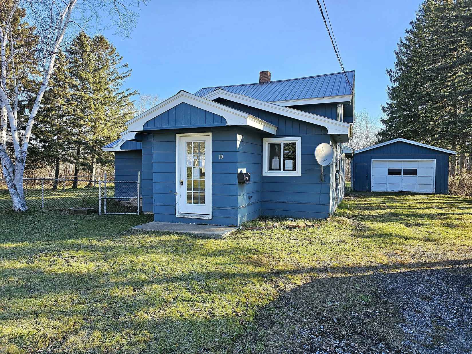 10 Conley St  