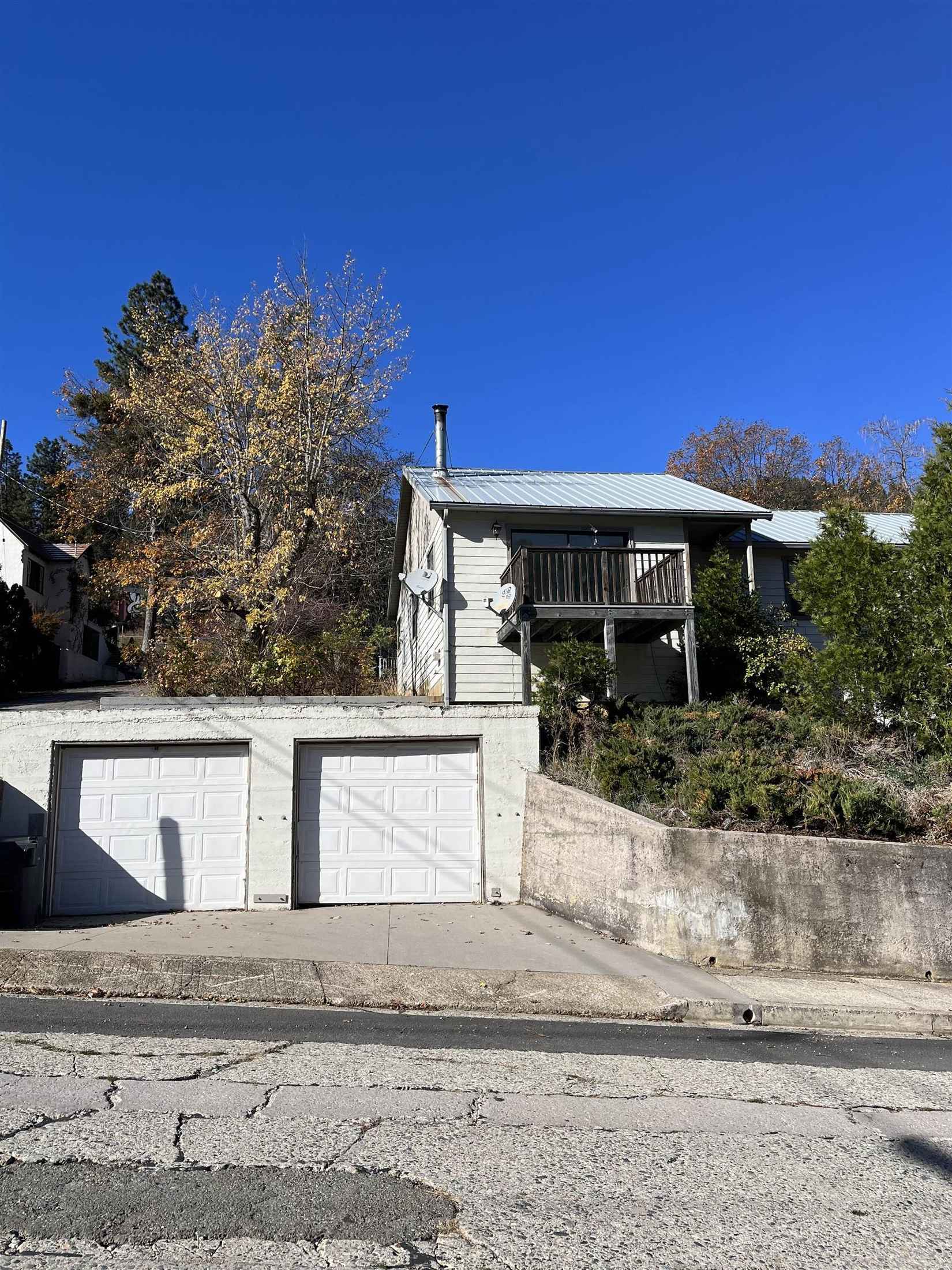 5907 Castle  