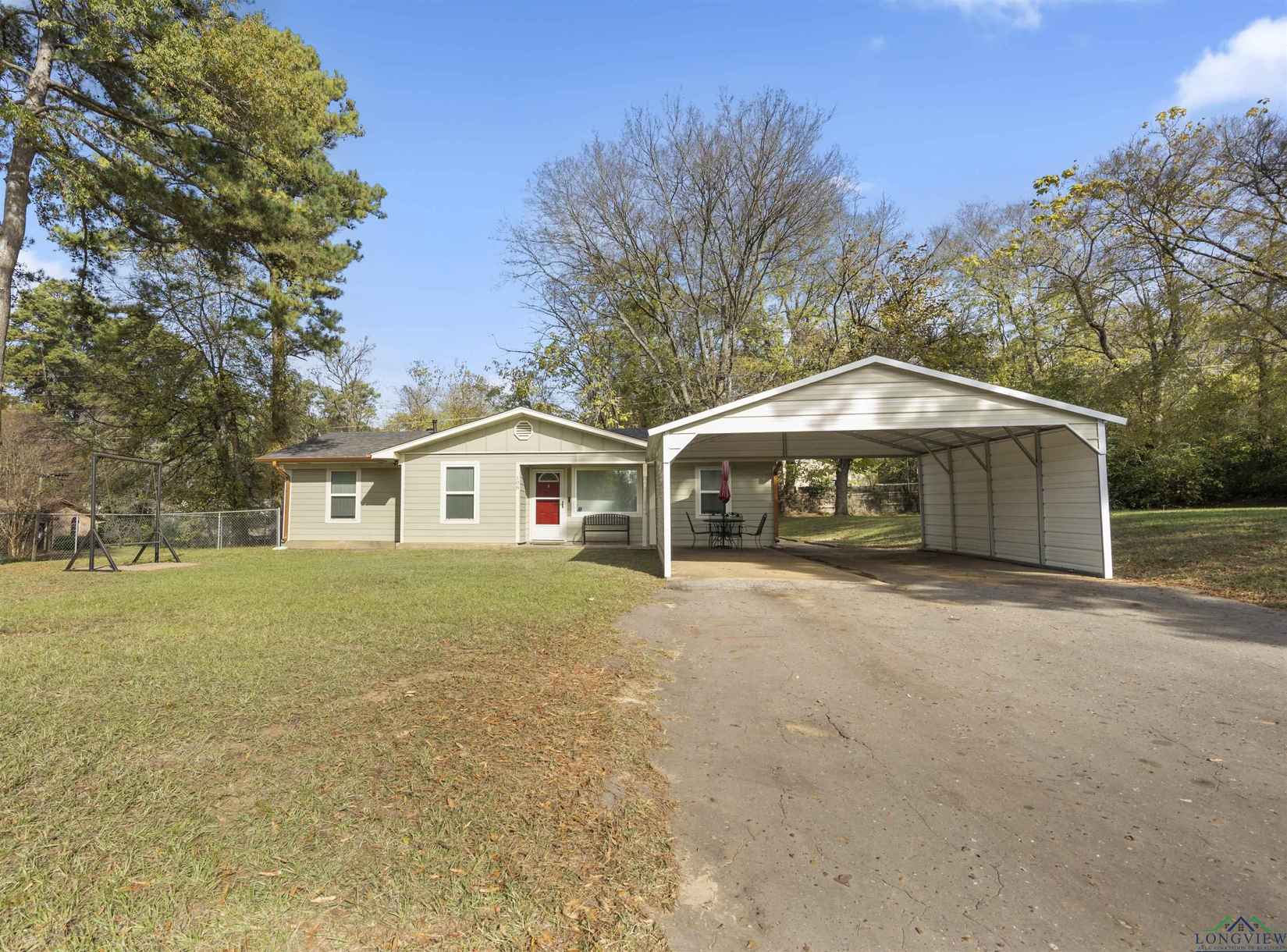 108 W Woodcrest Dr  