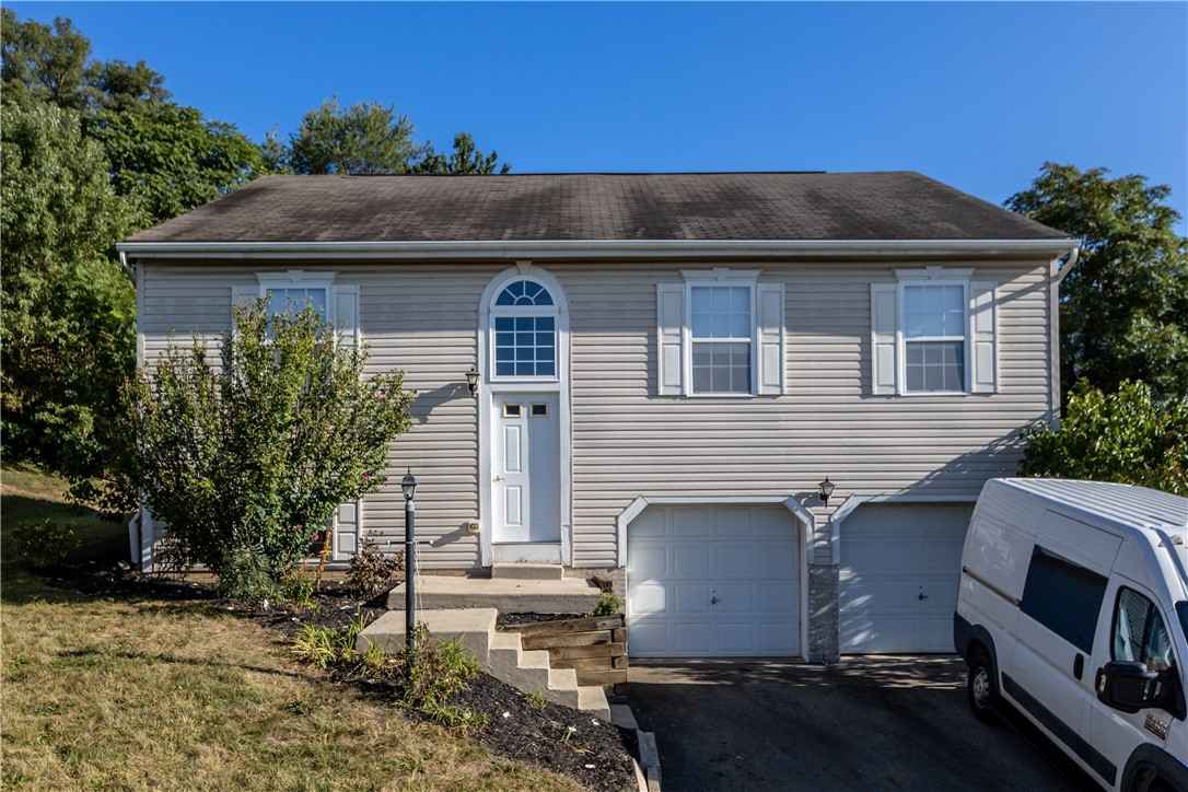 121 Stratford Ct  