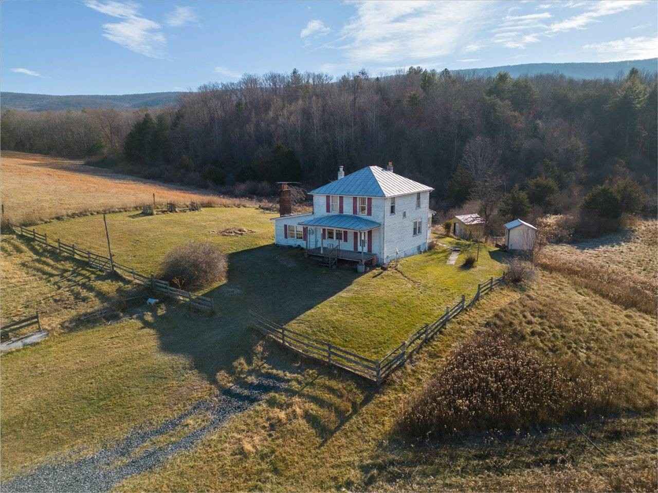 1144 ESTALINE Vly RD  