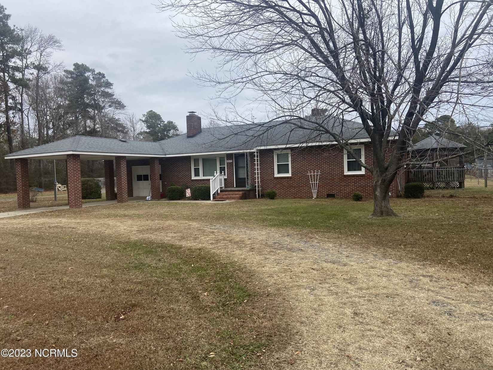 6015 Caratoke Hwy  
