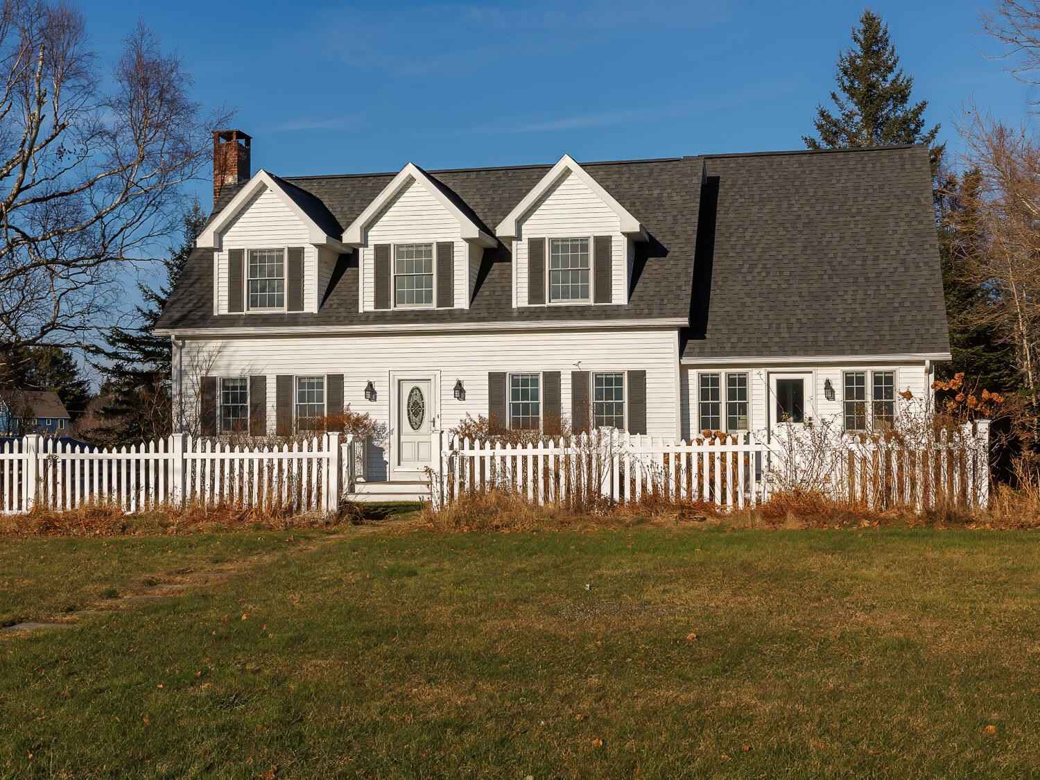 5 Gray Farm Rd  