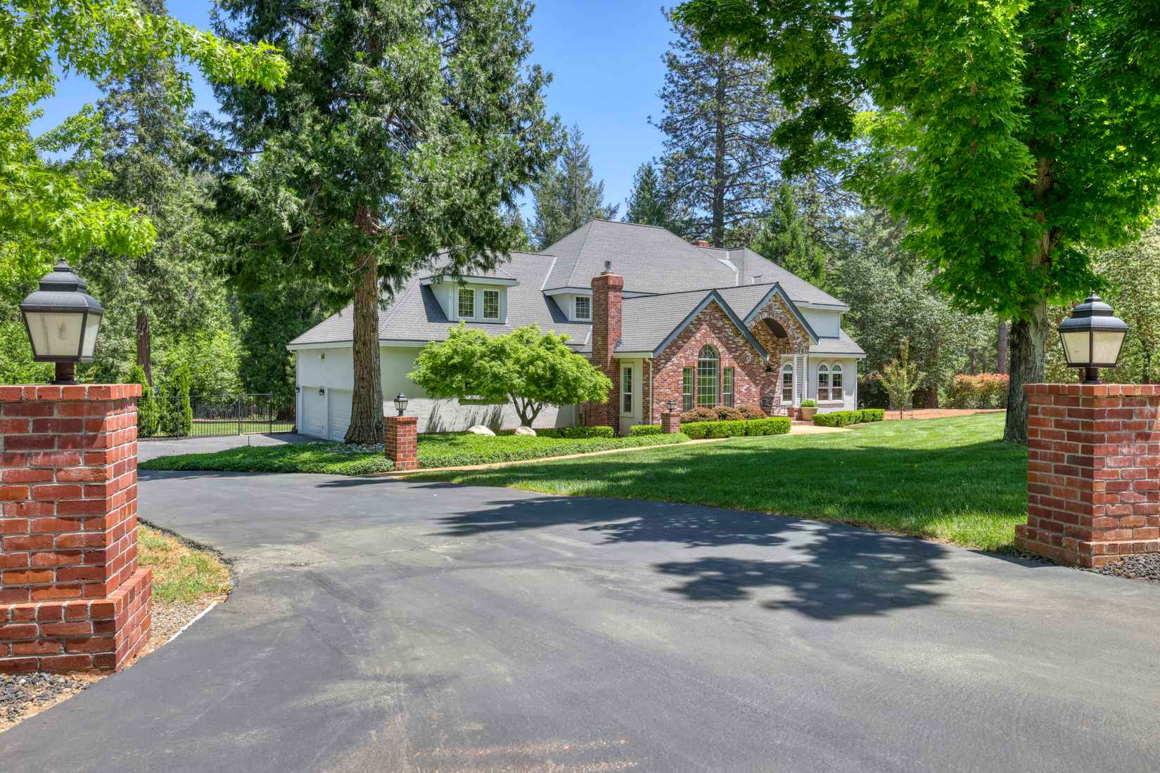 1760 McKinley Rd  