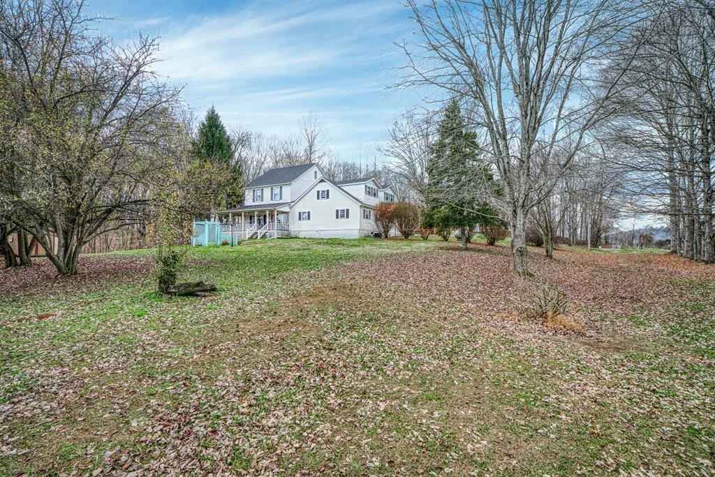 724 W Old Highway 53 N  