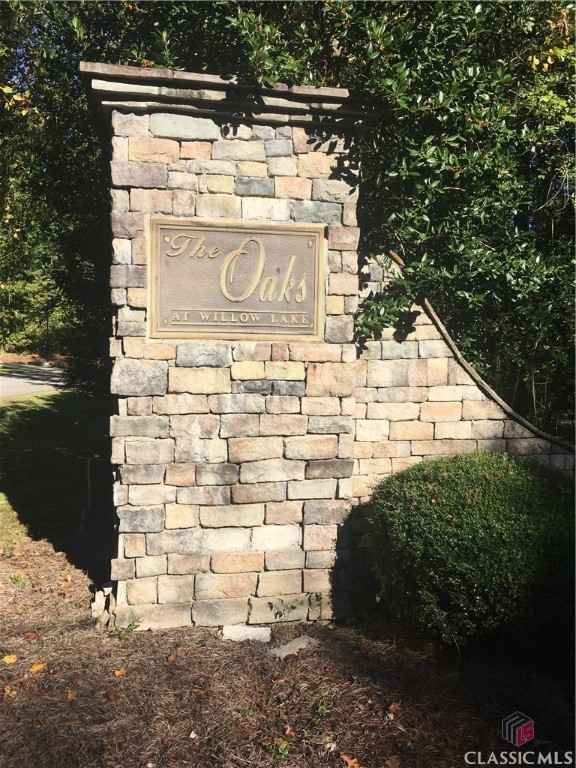 387 Willow Lk Dr  