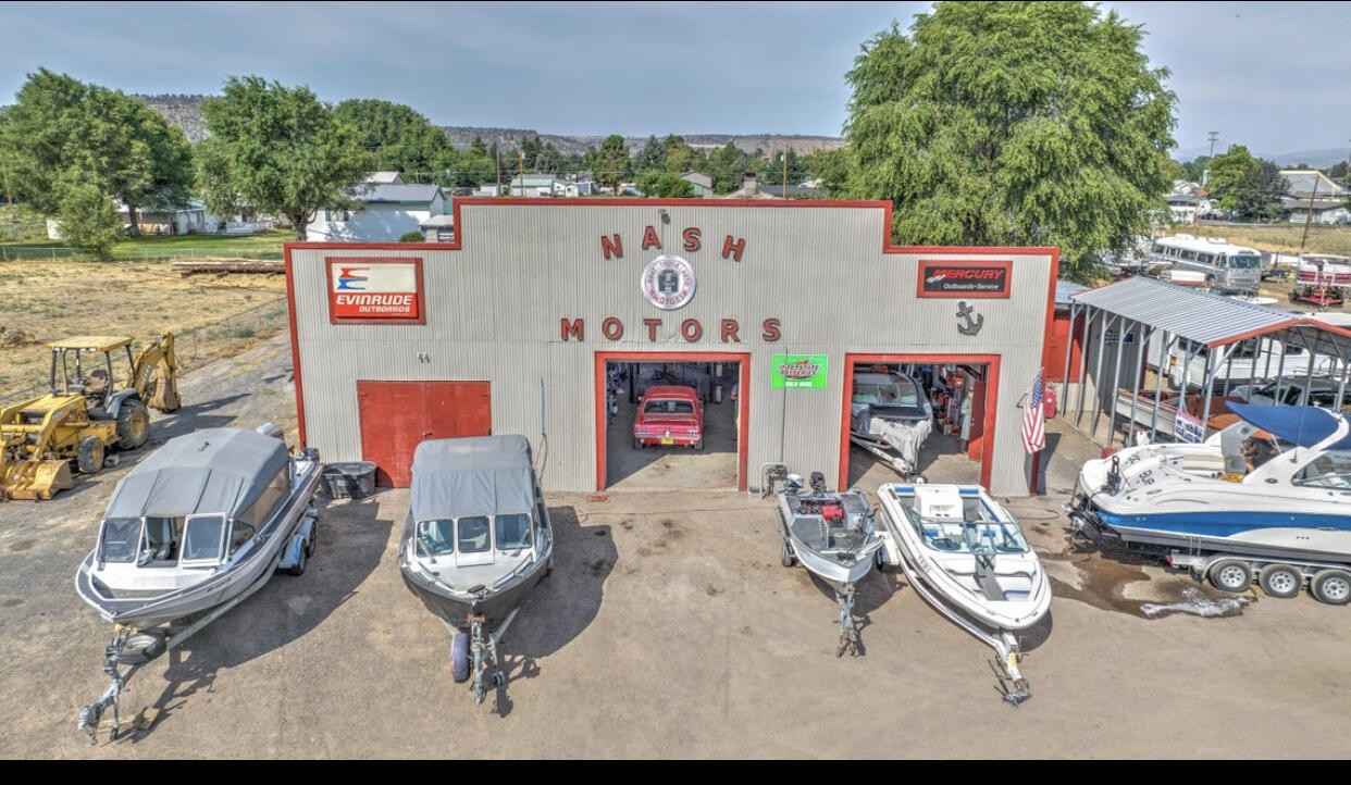 701 SE Combs Flt Rd  