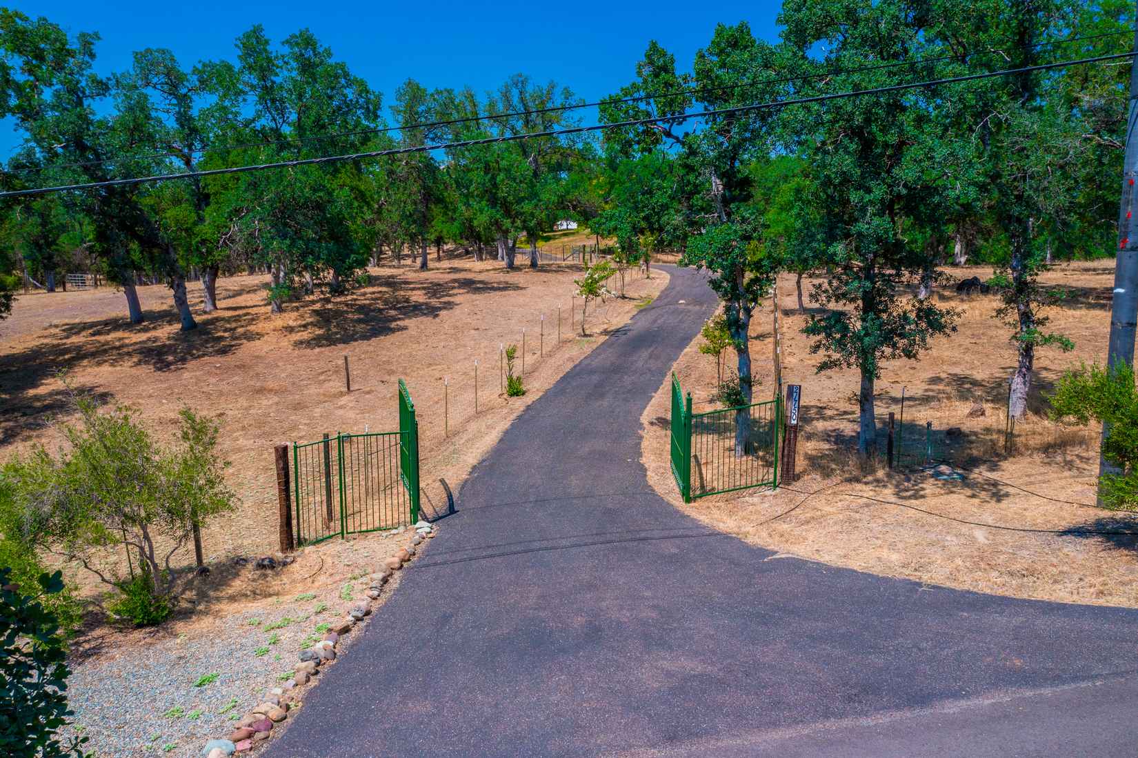 21750 Robledo Rd  