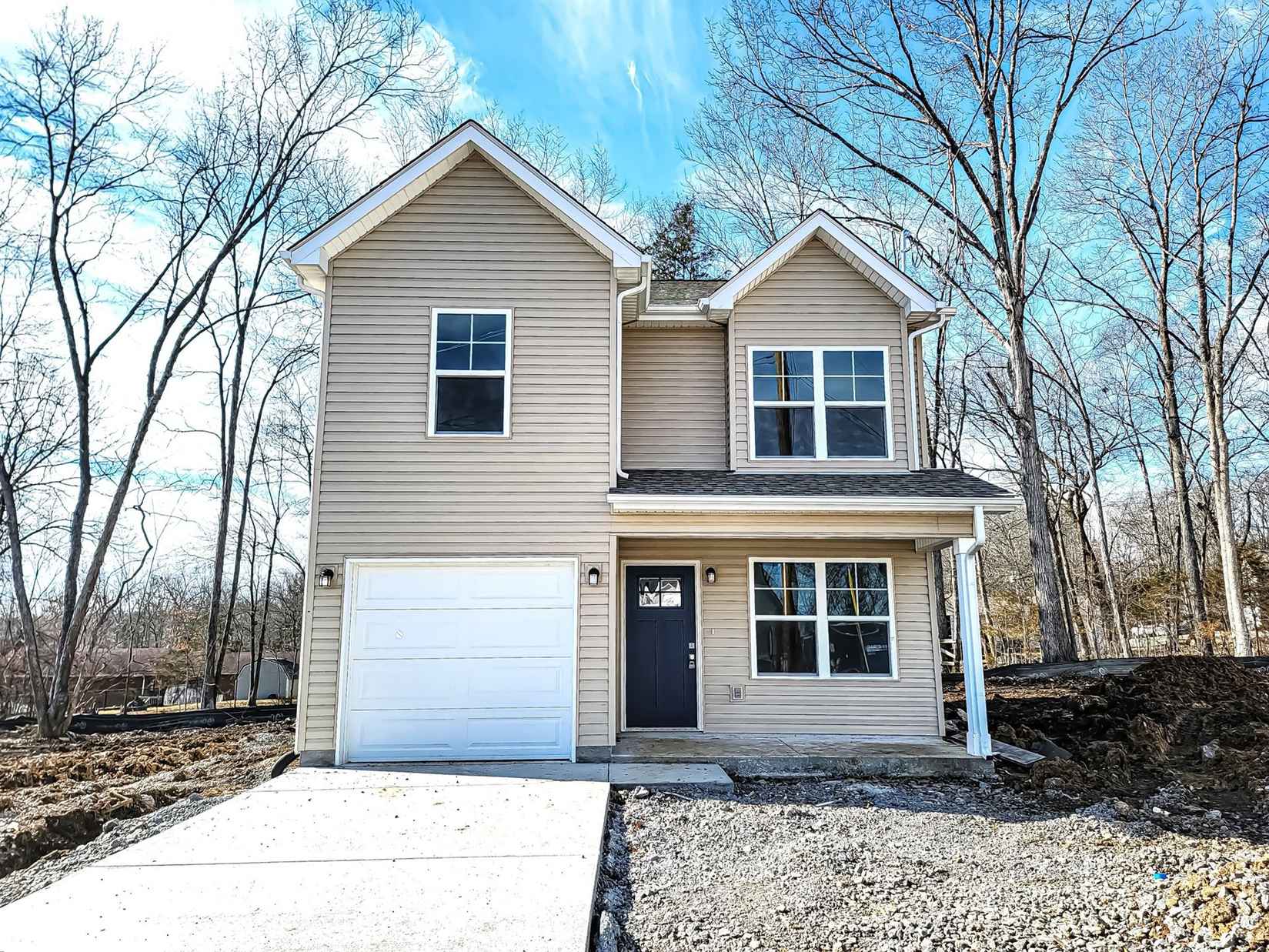 209 Ashlyn Dr  