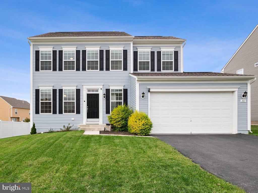 103 Bradley Ct  