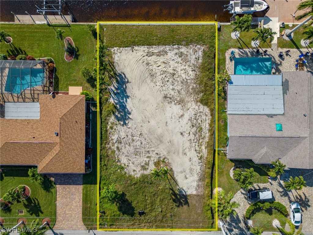 5230 Tamiami Ct  