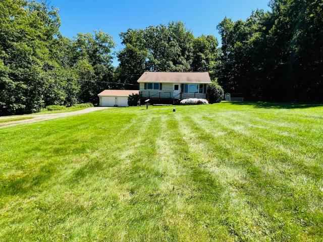 6995 Pleasant Dr  