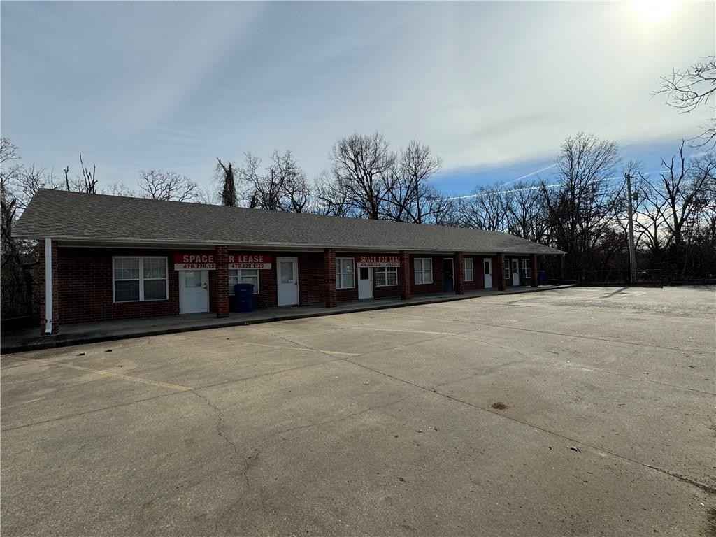 1493 Forest Hls BLVD  