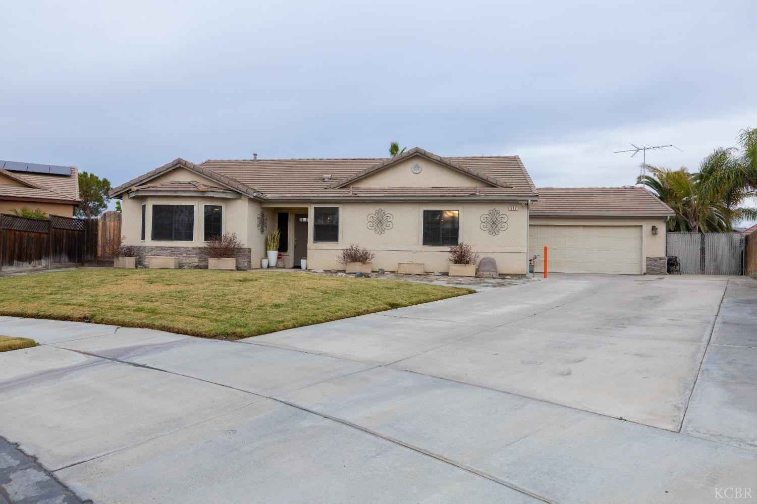 688 Monterey Ln  