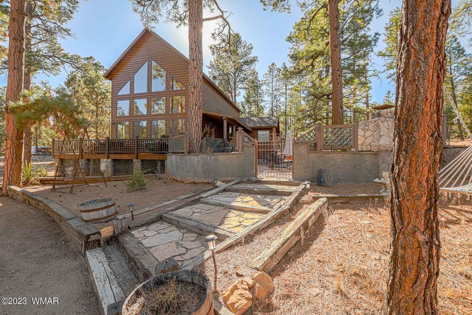 2353 Florian Mdw Trl  