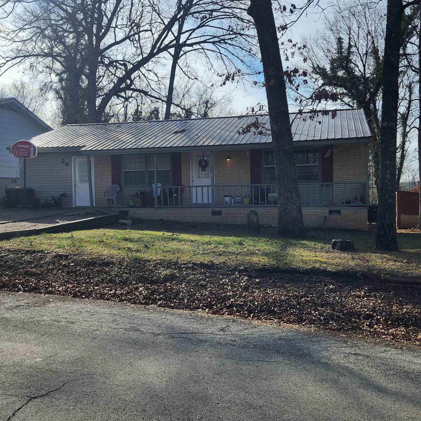 28 Skyline Dr  