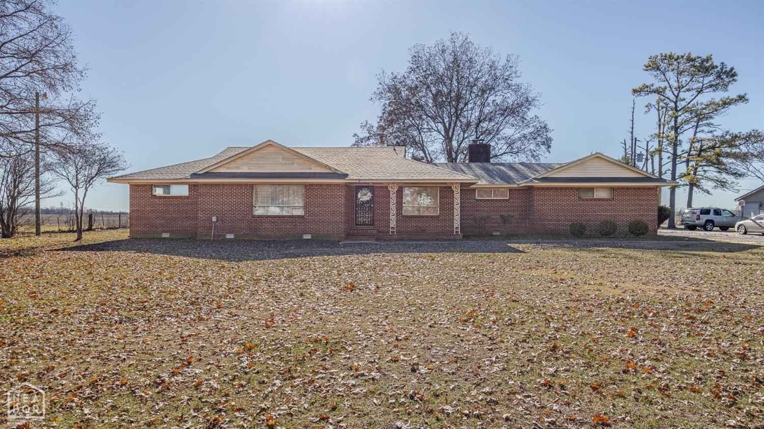 3011 E County Rd 262  