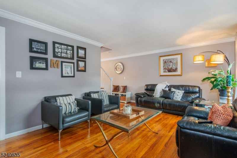 15-48B Plaza Rd Unit B  