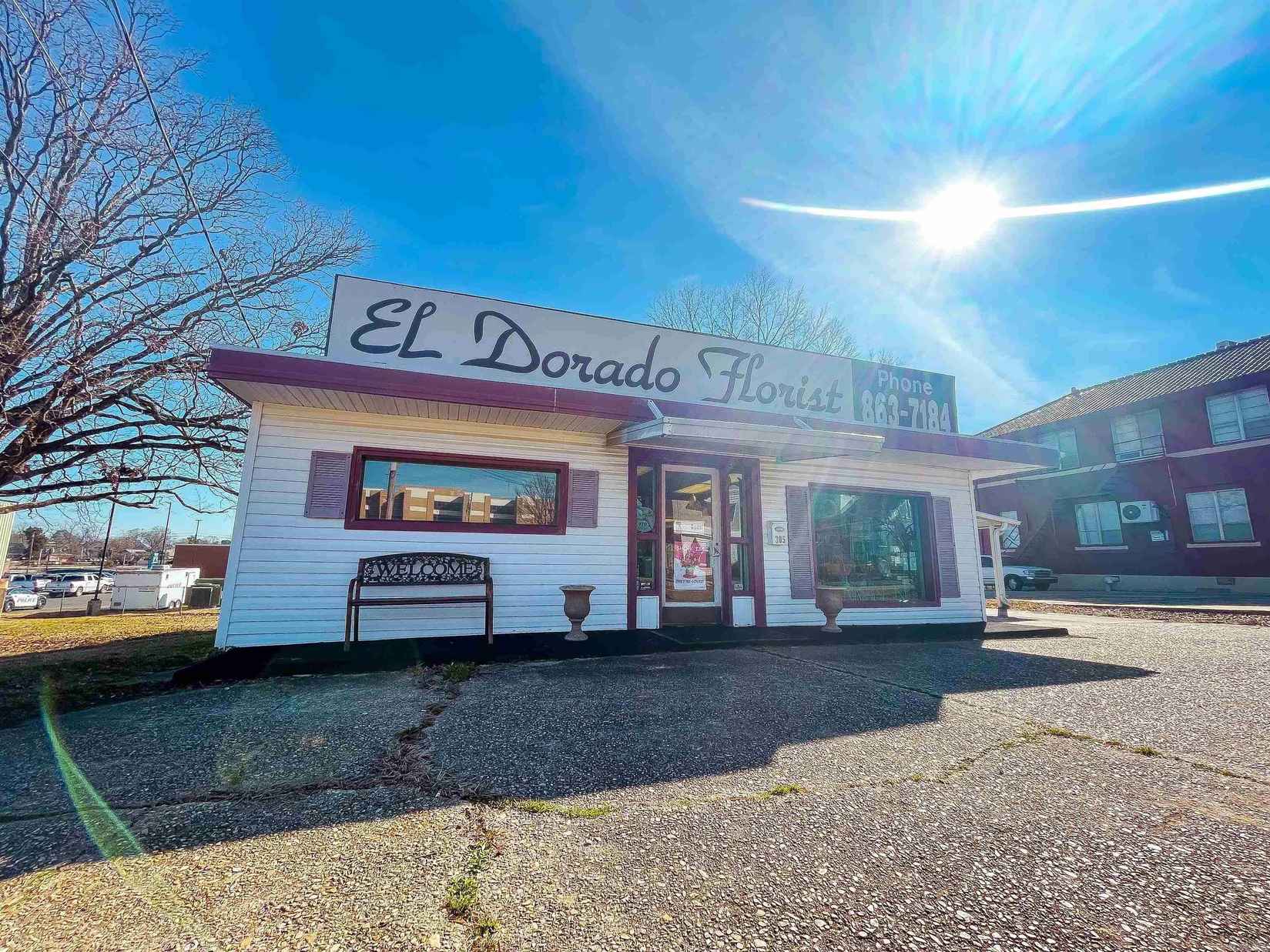 305 Cordell Ave  