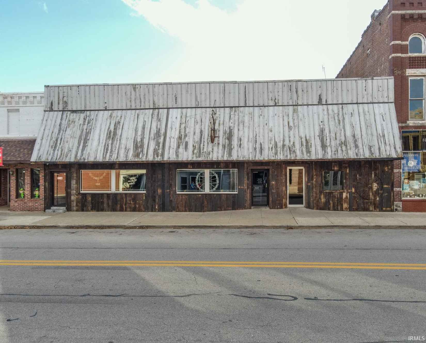 14/16 Main St  