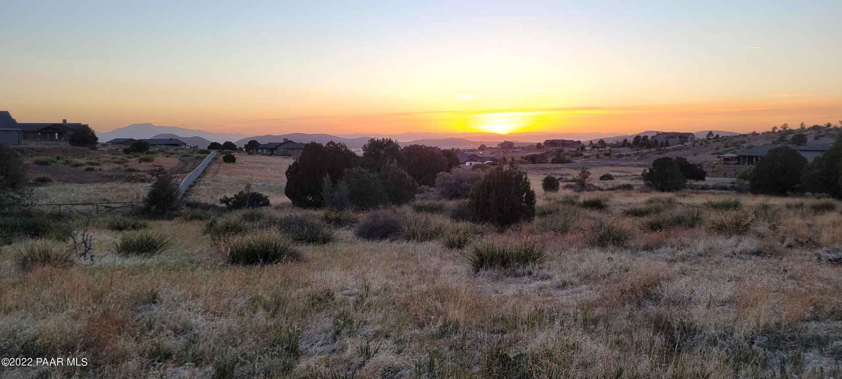 208p N Legend Hls Rd  