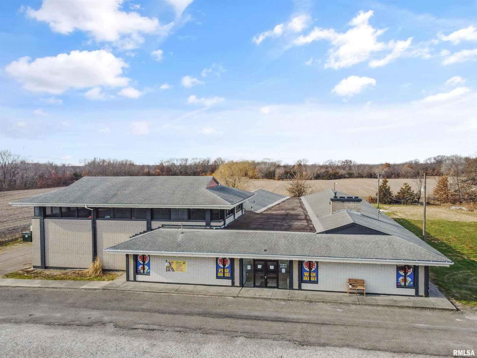 307 N MAIN St  
