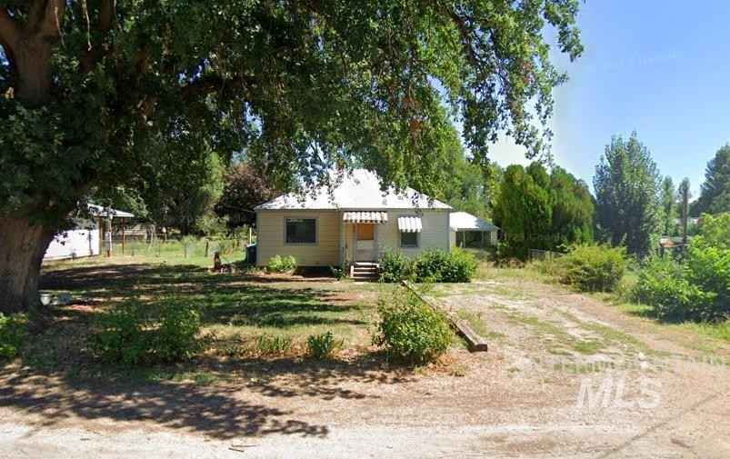 304 N Pennsylvania Ave  