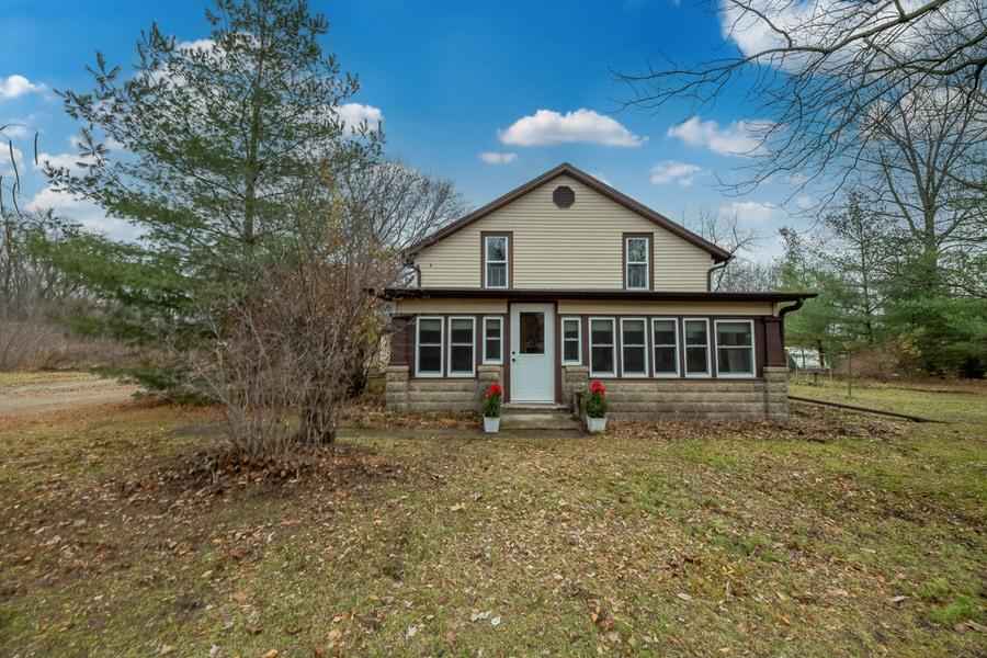 18614 East County Road 1600 North  
