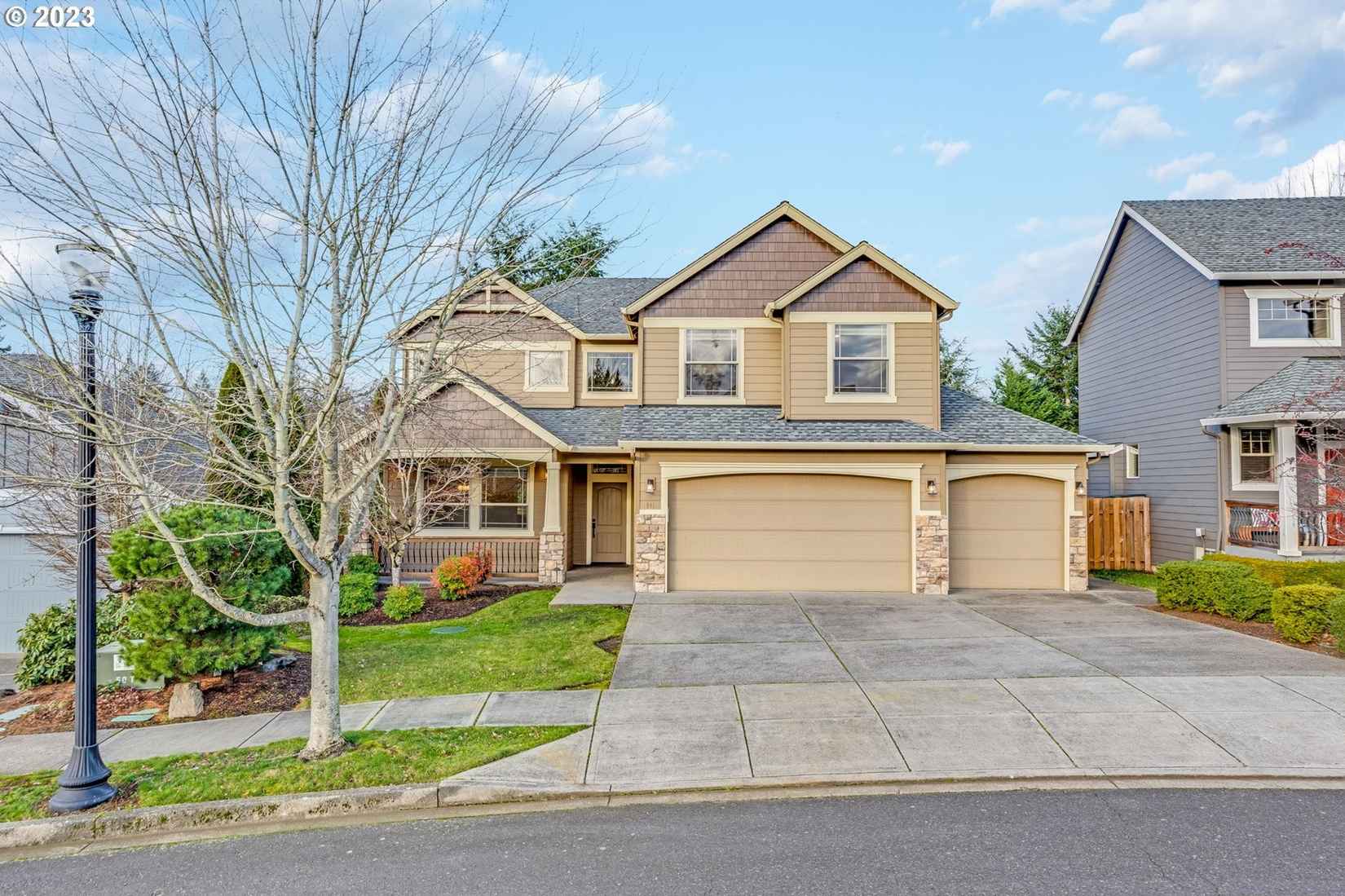 841 NW Sacajawea PL  