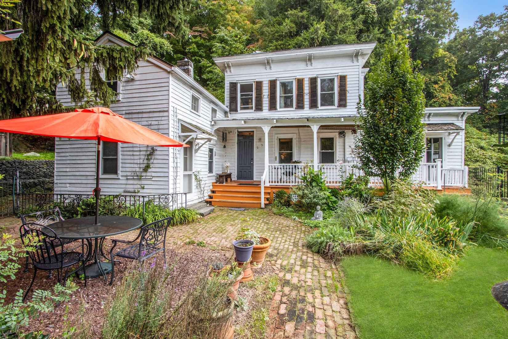 5 AYERS RD  